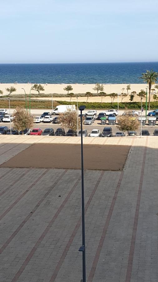 شقة إمبوريابرافا  في Les Vagues Au Balcon المظهر الخارجي الصورة